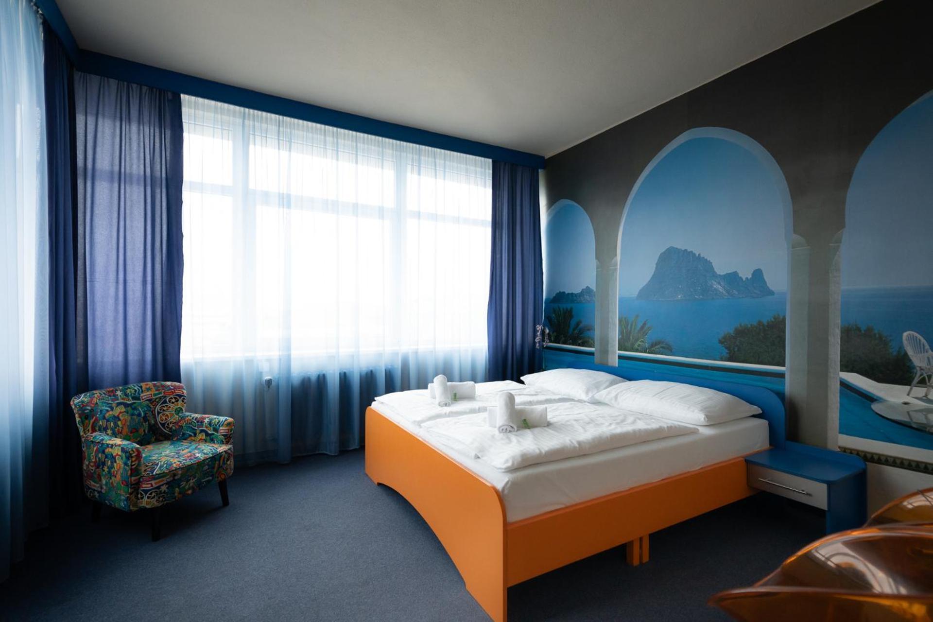 Hotel Liberec Bagian luar foto